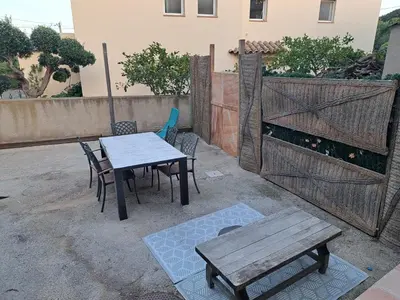 Un balcón o terraza de begurhome