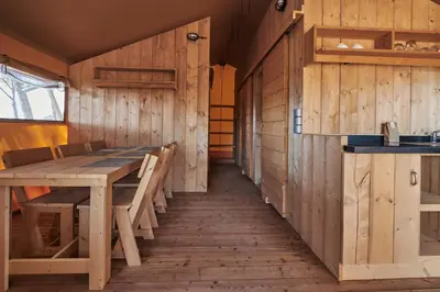 Una cocina o zona de cocina en Camping Resort-Bungalow Park Mas Patoxas