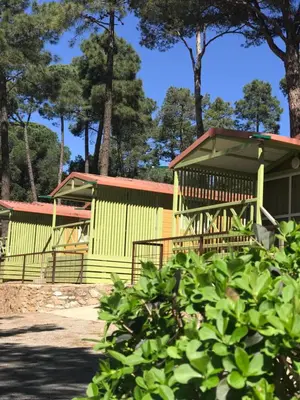 Edificio en el que se encuentra el camping