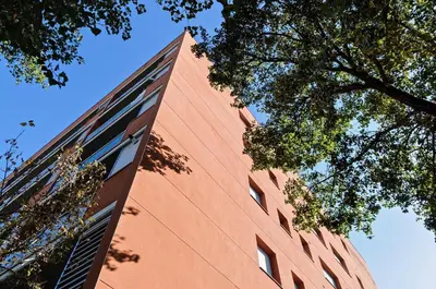 Edificio en el que se encuentra el apartamento