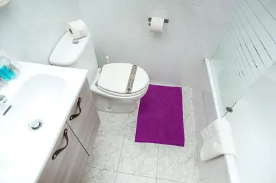 Un baño de AL11 Apartamento Albert