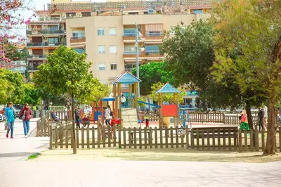 Zona de juegos infantil en AL11 Apartamento Albert