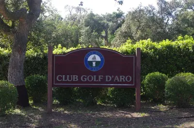 Instalaciones para jugar al golf en el apartamento o alrededores