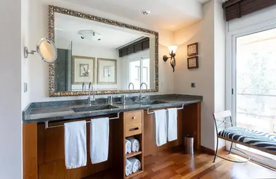 Plano de Suites del Mar Fenals Apartments