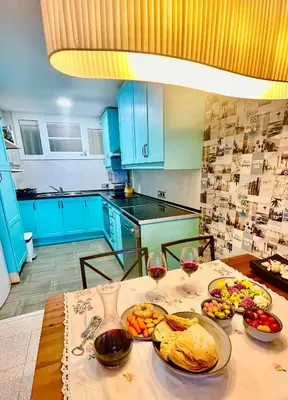 Comida en o cerca de este apartamento