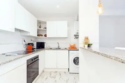 Una cocina o zona de cocina en Lets Holidays Nice apartment 1 min to the beach