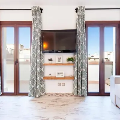 Lets Holidays Nice apartment 1 min to the beach