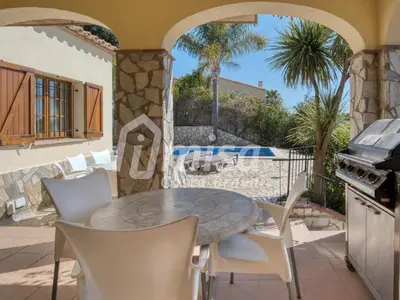 Piscina en o cerca de Villa Puig Rosell