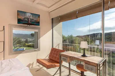 Un balcón o terraza de Villa Alba