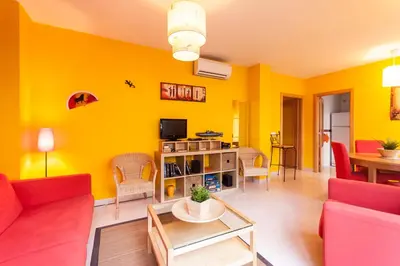 Una televisión o centro de entretenimiento en Lets Holidays NICE AND CENTRIC APARTMENT IN TOSSA