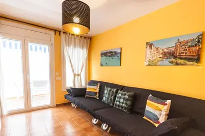 Zona de estar de Lets Holidays RENOVATED APARTMENT NEAR BEACH
