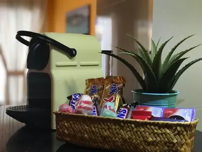 Comida en o cerca de este apartamento