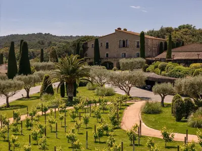 Jardín al aire libre en Mas de Torrent Hotel & Spa, Relais & Châteaux