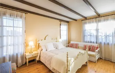 Cama o camas de una habitación en Lovely Home In Vidreres With Wifi