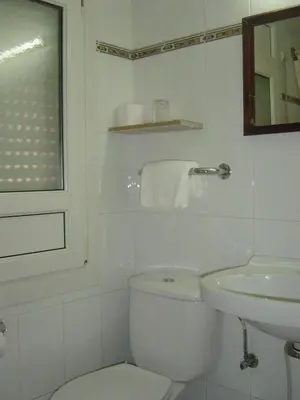 Un baño de Hostal Can Massot