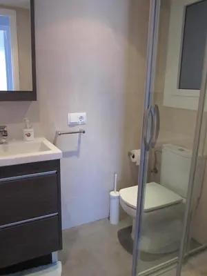 Un baño de Apartamento Primera linea de mar 5 plazas