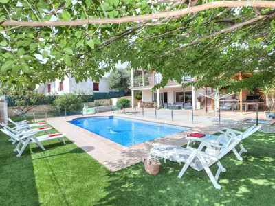 Piscina en o cerca de Holiday Home Dorian by Interhome