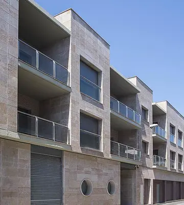Edificio en el que se encuentra el apartamento