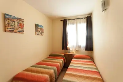 Cama o camas de una habitación en Lets Holidays NEW APARTMENT CLOSE TO THE BEACH 2