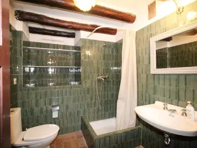 Un baño de Holiday Home Pals Antic - PAL274