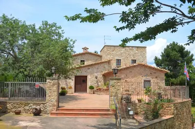 Edificio en el que se encuentra la casa o chalet