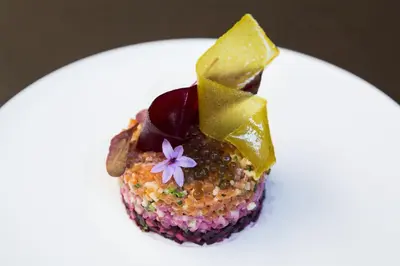 Comida en o cerca de este apartamento