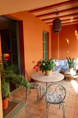 Un patio o zona al aire libre en La Indiana de Begur, Petit Hotel Boutique