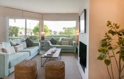 Zona de estar de Bell Mar - Despierta con la brisa marina en este apartamento de la Costa Brava