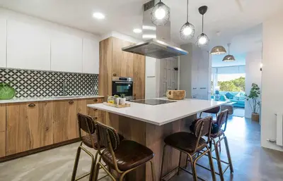 Una cocina o zona de cocina en Bell Mar - Despierta con la brisa marina en este apartamento de la Costa Brava