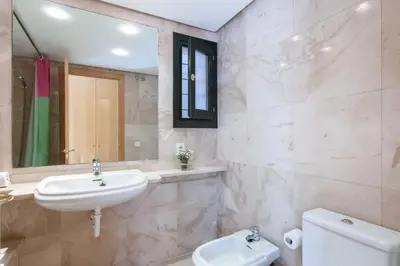 Un baño de Flateli Pou Rodó 1