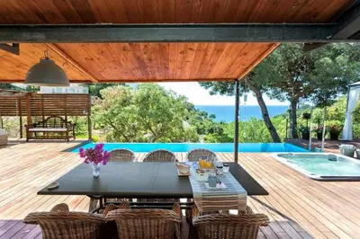 Piscina en o cerca de Primera linea, Piscina, Jacuzzi y Playa Privada