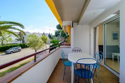 Un balcón o terraza de BF-3 Calella de palafrugell 4 Pax