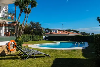 Piscina en o cerca de K-4 CALELLA DE PALAFRUGELL, 4 Pax