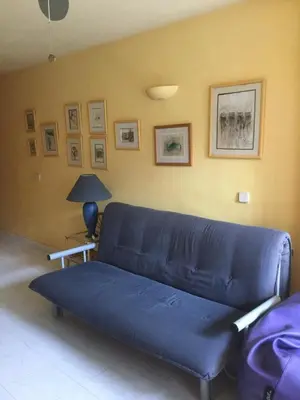 Zona de estar de El Apartamento Luminoso