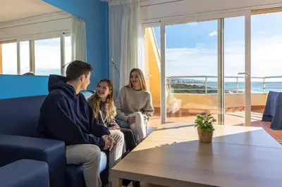 Clientes alojados en Apartamentos Bon Repós