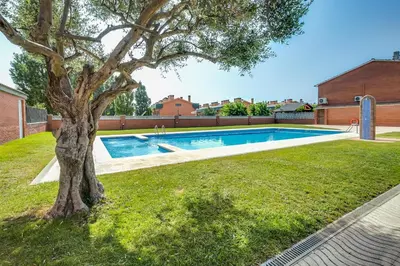 Piscina en o cerca de Vivalidays Casa Pinell - Palafolls - Costa Barcelona