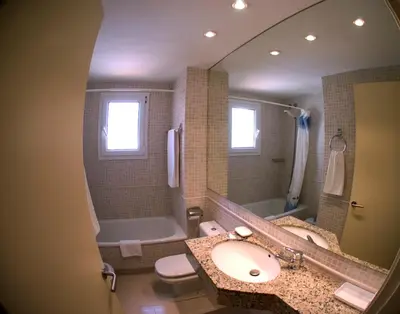 Un baño de Can Nisso