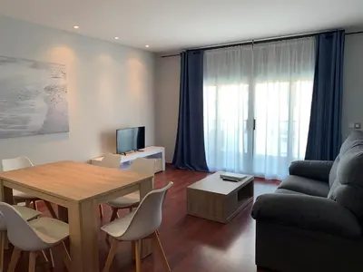 Una televisión o centro de entretenimiento en Palamós Apartamentos