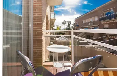 Un balcón o terraza de HomeHolidaysRentals Salvador