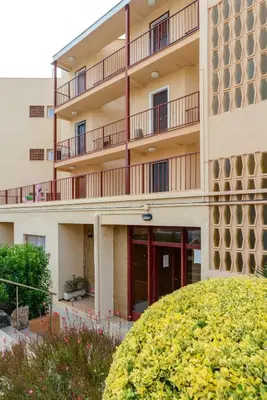 Edificio en el que se encuentra el apartamento