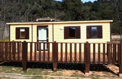 Edificio en el que se encuentra el camping