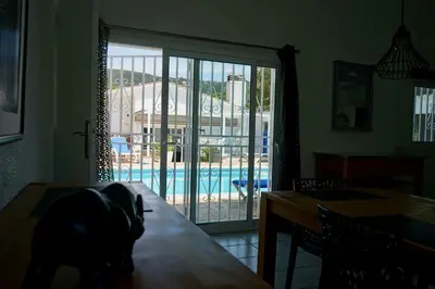 Piscina en o cerca de Sea près des Golfs