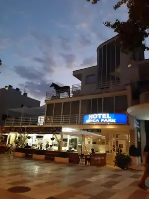 Edificio en el que se encuentra el hotel