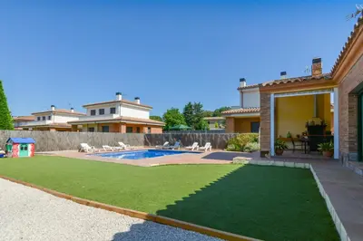 Piscina en o cerca de Casa Cerca De La Playa