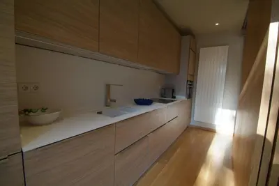 Una cocina o zona de cocina en Beautifully furnished luxury apartment in Barri Vell, Girona