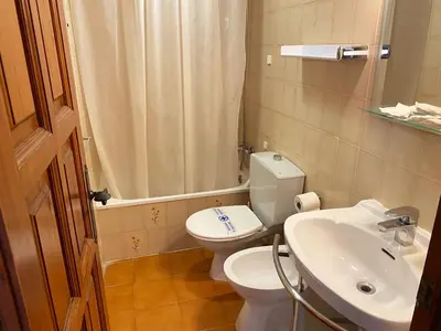 Un baño de Wonderful Apartment with Outstanding Views - Calella de Palfrugell