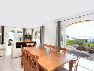 Zona de estar de Holiday Home La Teulada by Interhome