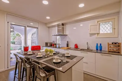 Una cocina o zona de cocina en El Portió, tu casa de ensueño junto a la playa.