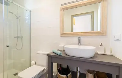 Un baño de CASA DEL PI