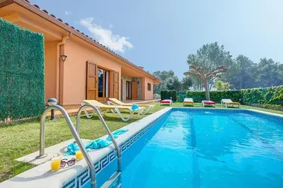 Piscina en o cerca de Villa Cadí . Ref. 620